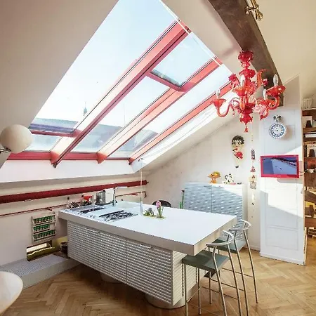 Unique Luxury Loft With Terrace In Old Town 公寓