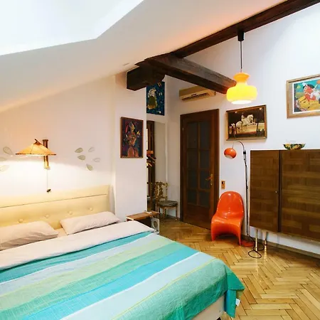 Unique Luxury Loft With Terrace In Old Town 公寓