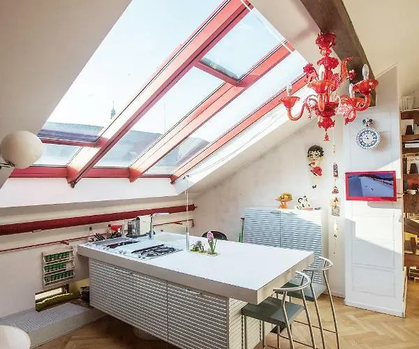 Unique Luxury Loft With Terrace In Old Town Apartmán