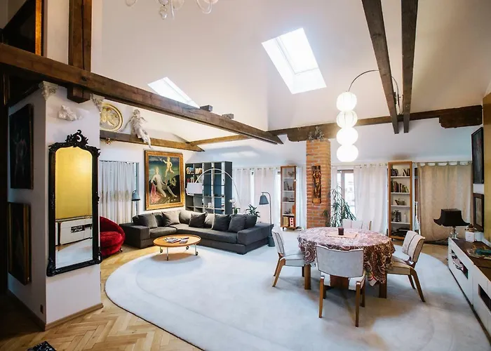 Unique Luxury Loft With Terrace In Old Town Prague